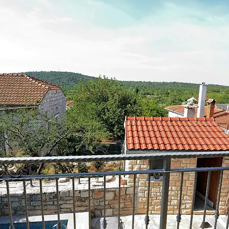 Tihanka Apartmán Grohote